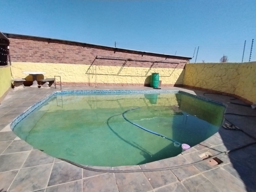 3 Bedroom Property for Sale in Swartruggens North West